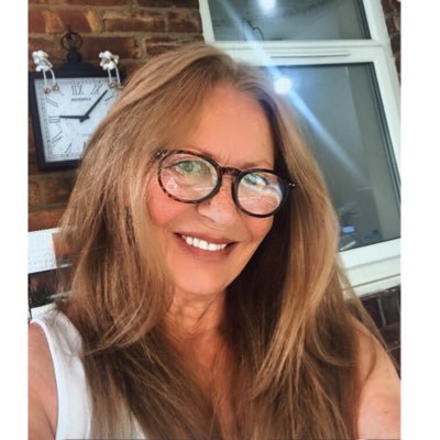 Just a over 60s Grandmother minding my own. 🇬🇧 🇺🇸 Christianity My Faith ✝️