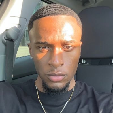 1aaronjayy's profile picture. I’m inspiring, I’m not hiring tho