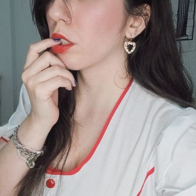AlwaysDaga's profile picture. for some of us nostalgia is the only home we got 🥀