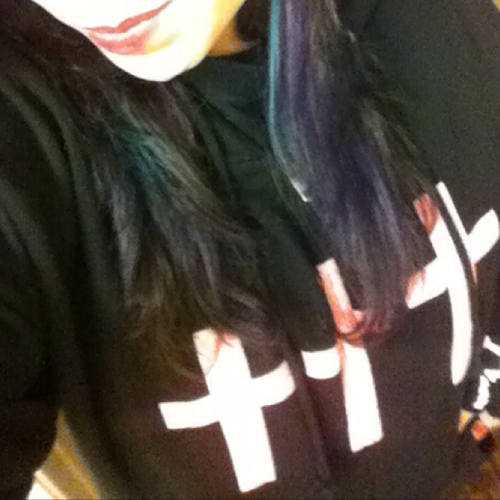 RosieRiveter84's profile picture. contemplative, quixotic & sometimes strange.
;)