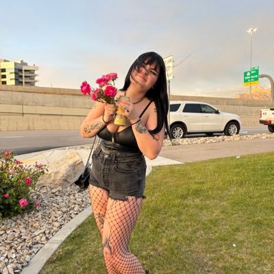 ur fav emo girl with an E30 || cat mom