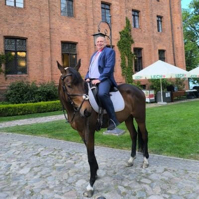 PiS to zło, Polska nie zasługuje na takie zło. Czas uwolnić Polskę od smutnych, zakompleksionych łudzi. #CSB Polak i Europejczyk . DM 👍