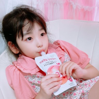 asari40h56's profile picture. Yep, you guessed it.
#1 @momonafua fan