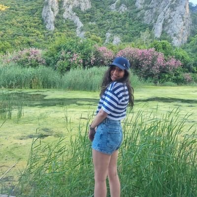 TanteRosa_'s profile picture. In the end, you only have yourself.. ✨🎈