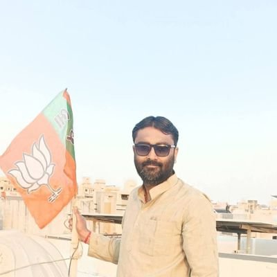 NiravBhatt77's profile picture. उपाध्यक्ष भाजपा राजुला शहर 🌷