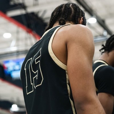 6'8 Ronald Reagan high school-3.8 gpa class of 2027 legynds EYBL
#541-390-8650