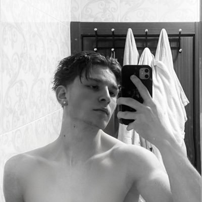 MR_mario17's profile picture. Liberal.