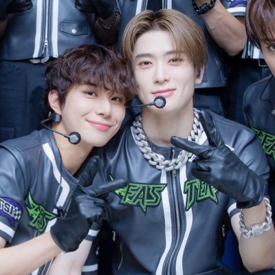 JAEWOO🍑🐶 언제나 이렇게 together forever~ #JAEHYUN #JUNGWOO #NCT127