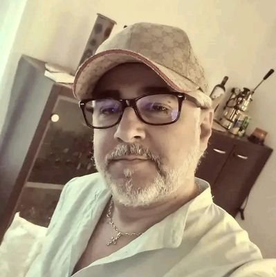 Men love your wife everyday 🇵🇷Carpenter 🪚Traveler, Food Lover, veggies, beer 🍻 Farmer#puerto🇵🇷