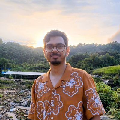 all things SEO, ai search & vibe coding! leading operations 🚀 @ https://t.co/SPeLBxM8R8 // https://t.co/mtfajKEwgL and across the company's portfolio of businesses.