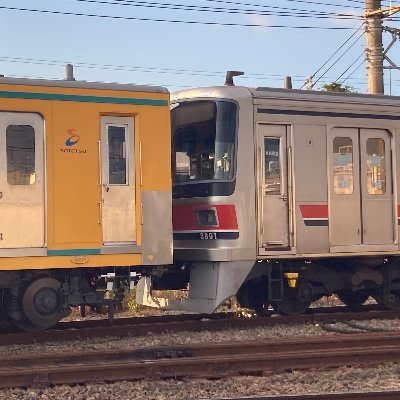 shantianhe95996's profile picture. 沿線が小田急・相鉄のため思い出の車輌を是非、模型で再現したい。東急は体から離れない。
そんな気持ちで集めてます。
上手ではありませんが作成した車輌やコレクションをご紹介させてください。