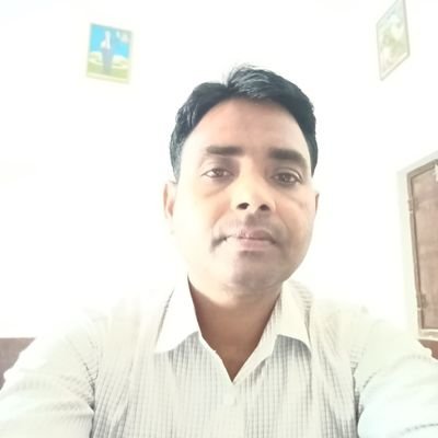 yManoj7584's profile picture. 