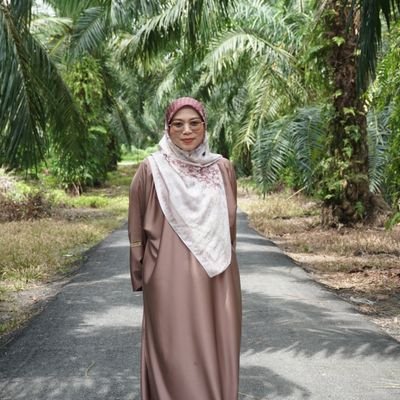 1/3 of @BorakBorakBuku crew | Avid reader of Malay fiction