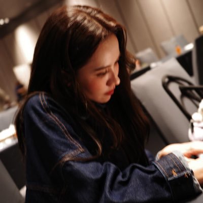 mininnza's profile picture. @Milinyahhhh  @lookmaewmiaow