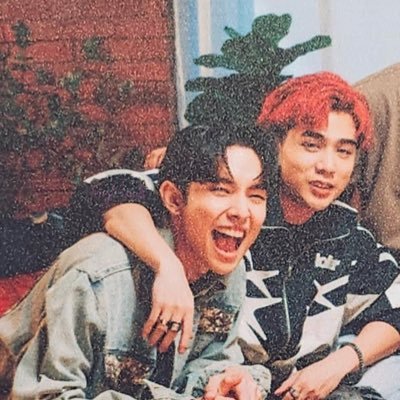VIP (BAEBAE) ☀️ A’TIN/BBQ 🍢 other Taeyang fan account @DailyTaeyang88 i think I’m lovin justindedios na 🌽 💚 https://t.co/KyN6AoCdFA