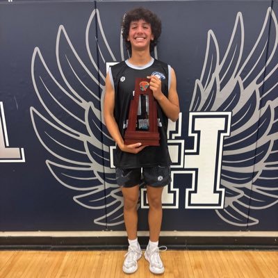 Lake Howell High School/Outside Hitter #3 |6 foot 2 |160 pounds |3.6GPA| Class of 2026 Cell phone 407-867-9106/Email isabel.rivera622@gmail.com
