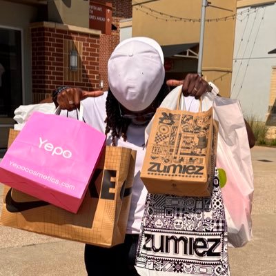 23 • CEO of @TeamSwagTSA • @PlayApex coach and player • Superhero • Sports and Entertainment management student
