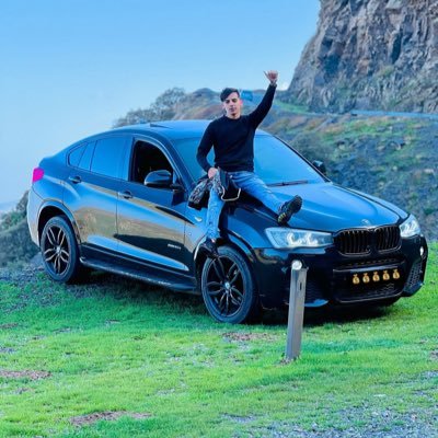 vhriquinho's profile picture. 