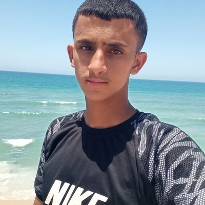 Hello, my name is Mohammed, I am 18 years old, and I live in Gaza. Please help me survive this genocide and feed my
🍉🇵🇸✌🏻
@GAZA292