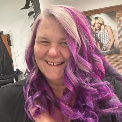Guiding conscious souls to their highest timeline. I blend mindfulness, resilience & cheeky humour for mental strength. Competitive edge meets fulfilling life.