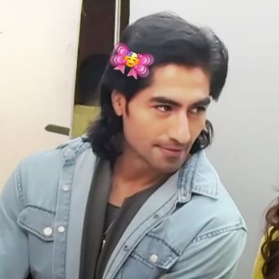 KINGSHAD07's profile picture. ~ This user adores youu✨ #monu 💗💗

Living the dream! ❤️🦋