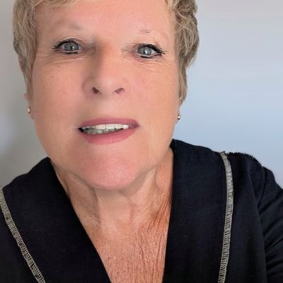 AngelaG83461886's profile picture. 