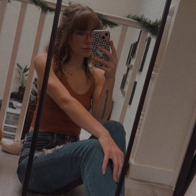 angelakennedy90's profile picture. 