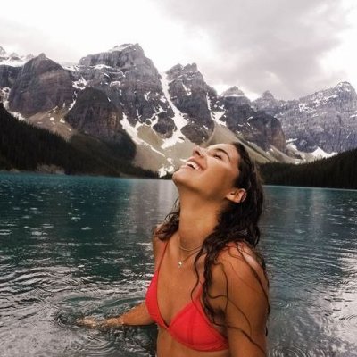 Mariana9202300's profile picture. I'm your doctor 💊 

Be perfect