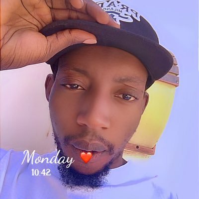 Mustaph73549277's profile picture. 