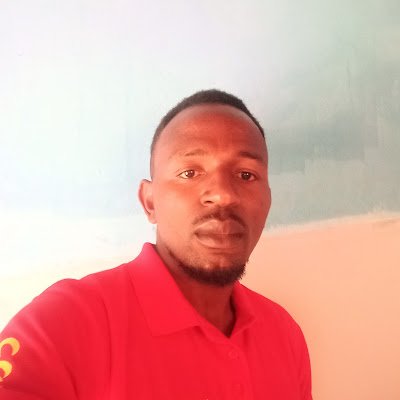 ustus33500's profile picture. 