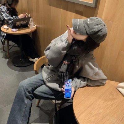 xdkee54265363's profile picture. Strive to be a better version of yourself, not a shadow of others.
Grow at your own pace, follow your own light  #Cryptocurrency