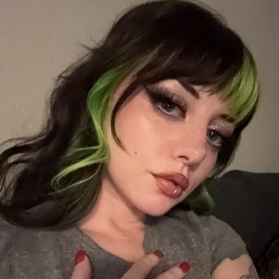 18+ ✩ Porn Star ✩ Cam Model ✩ DMs for Customers ✩ main ~@thekittycamtime~ ✩ https://t.co/F0wxm4TIS3