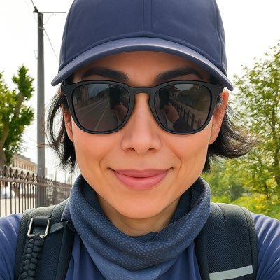 J3nnamus's profile picture. astro physicist