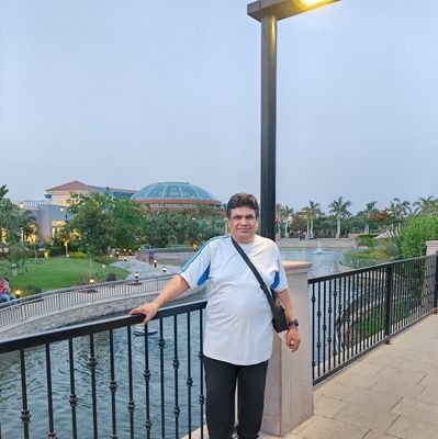 اللهم إني أخاف الموت على غفله و أخاف الموت على معصيه و أخاف ظلمة القبر ، اللهم إهدي قلبي و إغفر لي و أحسن خاتمتي