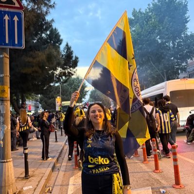 eminenurckr's profile picture. Bu hesap aşırı derecede Fenerbahçe sevgisi içerir.

GKAL

SAÜ/ MATEMATİK

https://t.co/t91S7fufNg