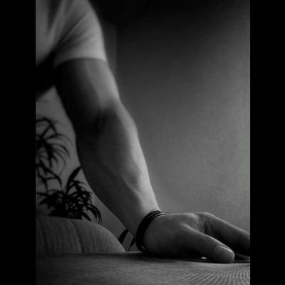 graefchenbla's profile picture. Chaos, alltäglicher Blödsinn und vermeintliche Tiefgründigkeit.
Läuft manchmal nackig durch's Bild.