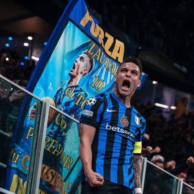 chrvss__'s profile picture. Forza Nerazurri 💙🖤