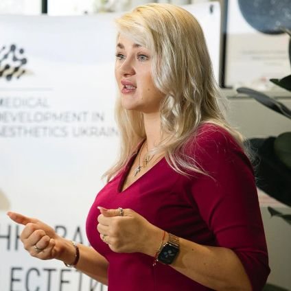 HUMANITY FIRST'
DOCTOR (DERMATOLOGIST)
EXCERCISE ENTHUSIAST