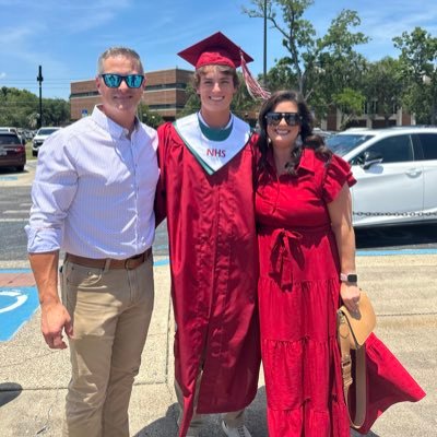 Wifey to @chetallen10 • Mom of Two • Friend to Many • FSU Alum ♥️💛 • love everything Noles, Bucs, Heat and what the next adventure holds!