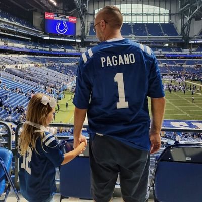 Christian. Husband. Dad. Real Estate Pro. Colts Fan. Dad joke pro.