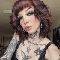 Alex (@gothgurllly) 's Twitter Profile