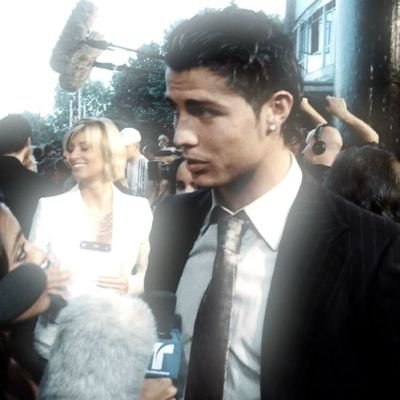 skibidi_mota's profile picture. some random ass mota ronaldo fan grill🔥🔥🔥
love Madrid and Liverpool