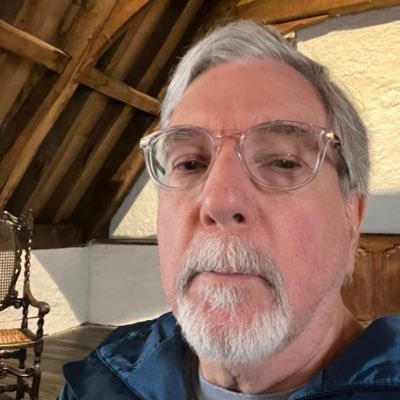 Writing poems to reflect wondrous moments. Published here and there, now and then. A citizen of the US and Ireland. All pictures and poems are mine.