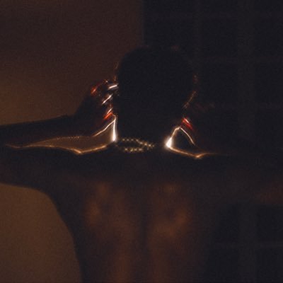 SULTXn_o's profile picture. Wanna see things from my pov? come take a look through my lens 📸 | Billionaire(In Transit)              https://t.co/335oiRFF5L