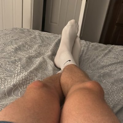 🇮🇪 Irish alpha for findom subs 💸 6’0 95kg Size 10s 💪🏼 Telegram @MM_Belfast
