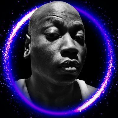 Artist ,
Commercial Real Estate Advisor.
Instagram: NahSheefChill