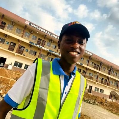 Frontend Dev | Civil Eng. Student | Bibliophile