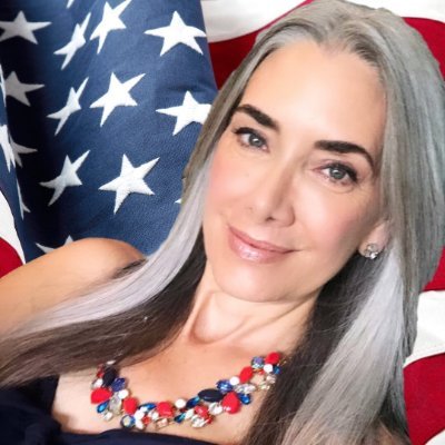 Business Owner👩💼Mother❤Travel💥Politics
I'm a Trump supporter💯