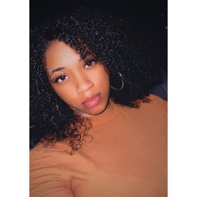 XBOX 🎮; PeachyyBrat TikTok 🕚; Peachyybrat Just a mama trynna play the game 💛