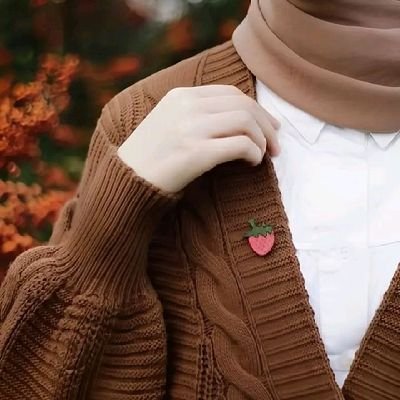 أقصر طريق لعلاج قلبك المُنكسر …
هو أن ترسل كل أجزائه … إلى الله …!!
ممنوع دخول الخاص لا أقبل صداقة الرجال 🚫 💍